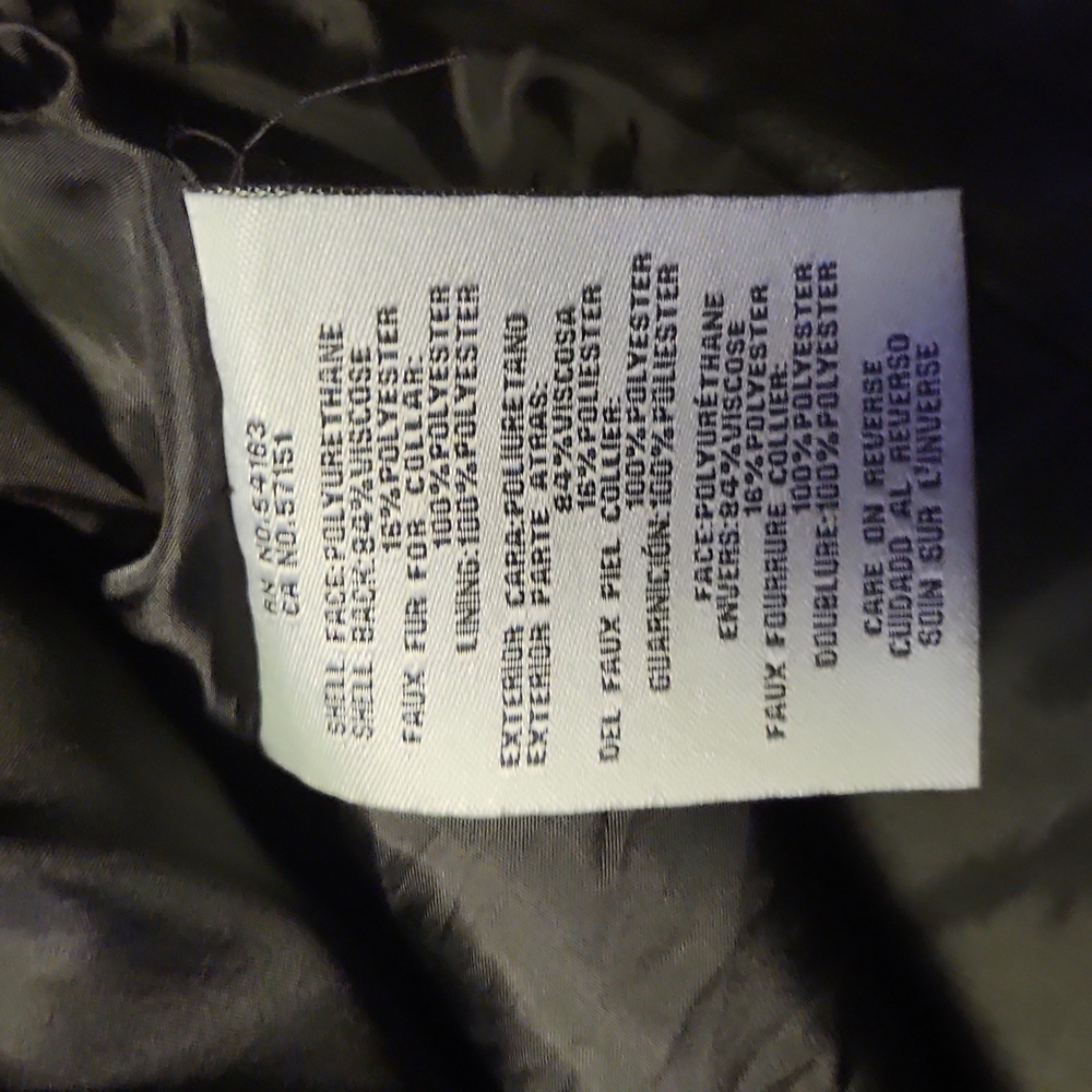 Levi's trucker sherpa collar jacket - Picture 11 of 16